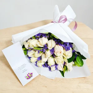 #rosasblancas #floresblancas #ramorosasblancas #floresblancasenramo #liliumblanco