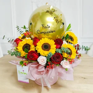 #girasoles #boxgirasoles #girasolesenramos #girasolesyrosas #floresamarillas #ramosdeflores