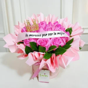 #boxderosasrojas #floresaniversario #rosasparaaniversario #amoraniversario #felizaniversariorosas