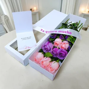 8 rosas en caja clasicc