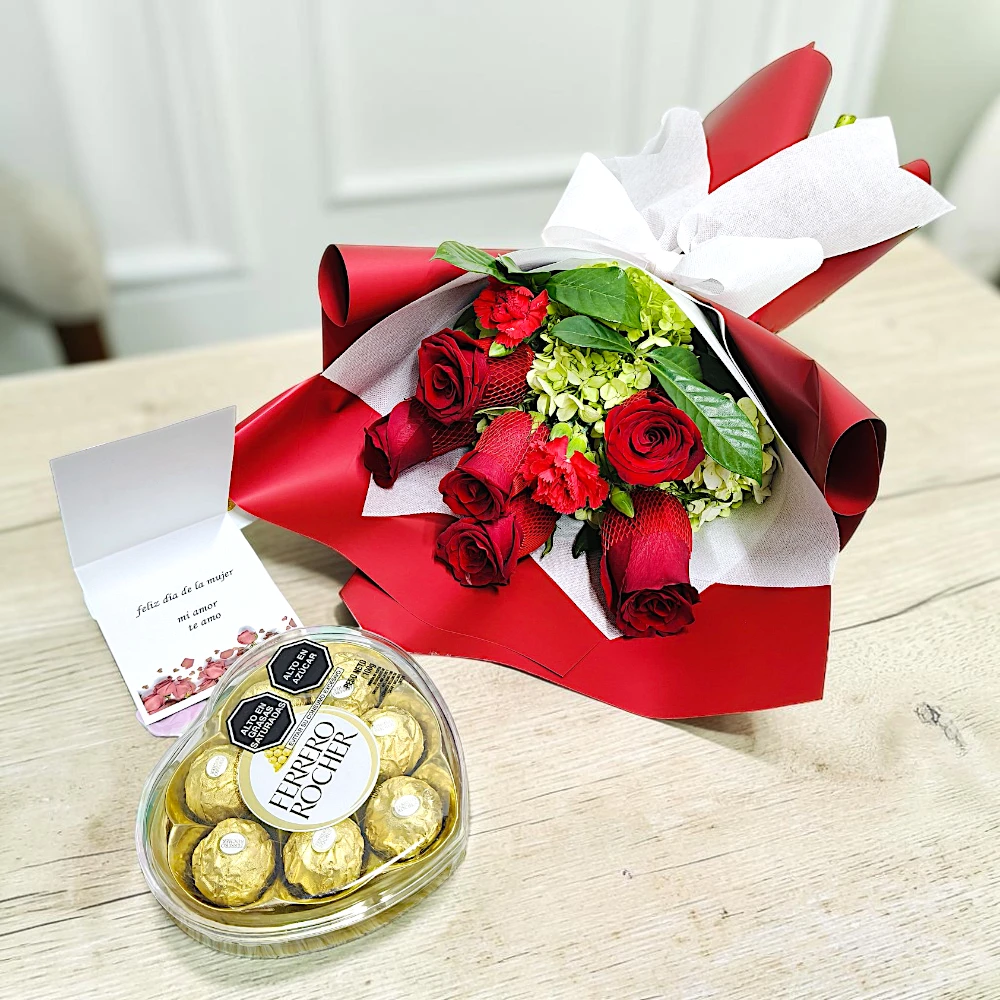#ramoderosas #pequeñosdetalles #6rosas #ramodeflores #ramospequeños